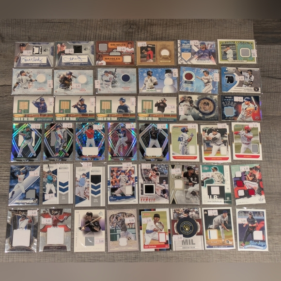 HUGE 42 MLB Baseball Card Memorabilia Relic Patch Jersey Bat Game Used Cards Lot - Picture 1 of 6
